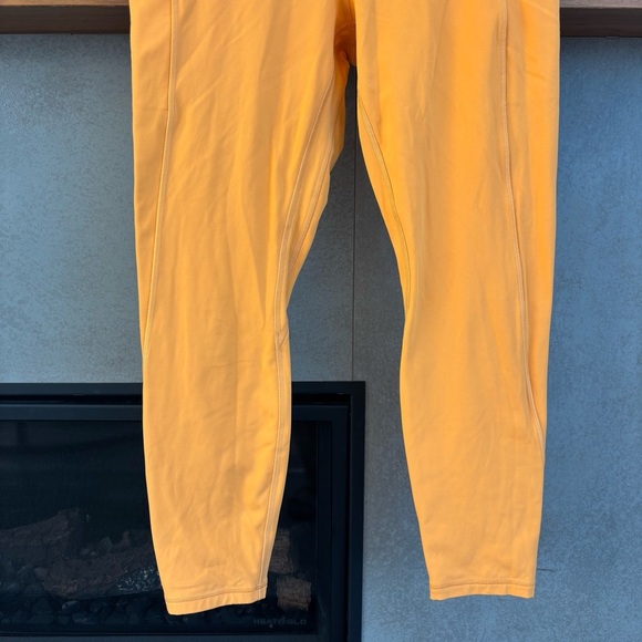 Lululemon Align High-Rise in Mango Dream 25’ Size 10 - Picture 5 of 11